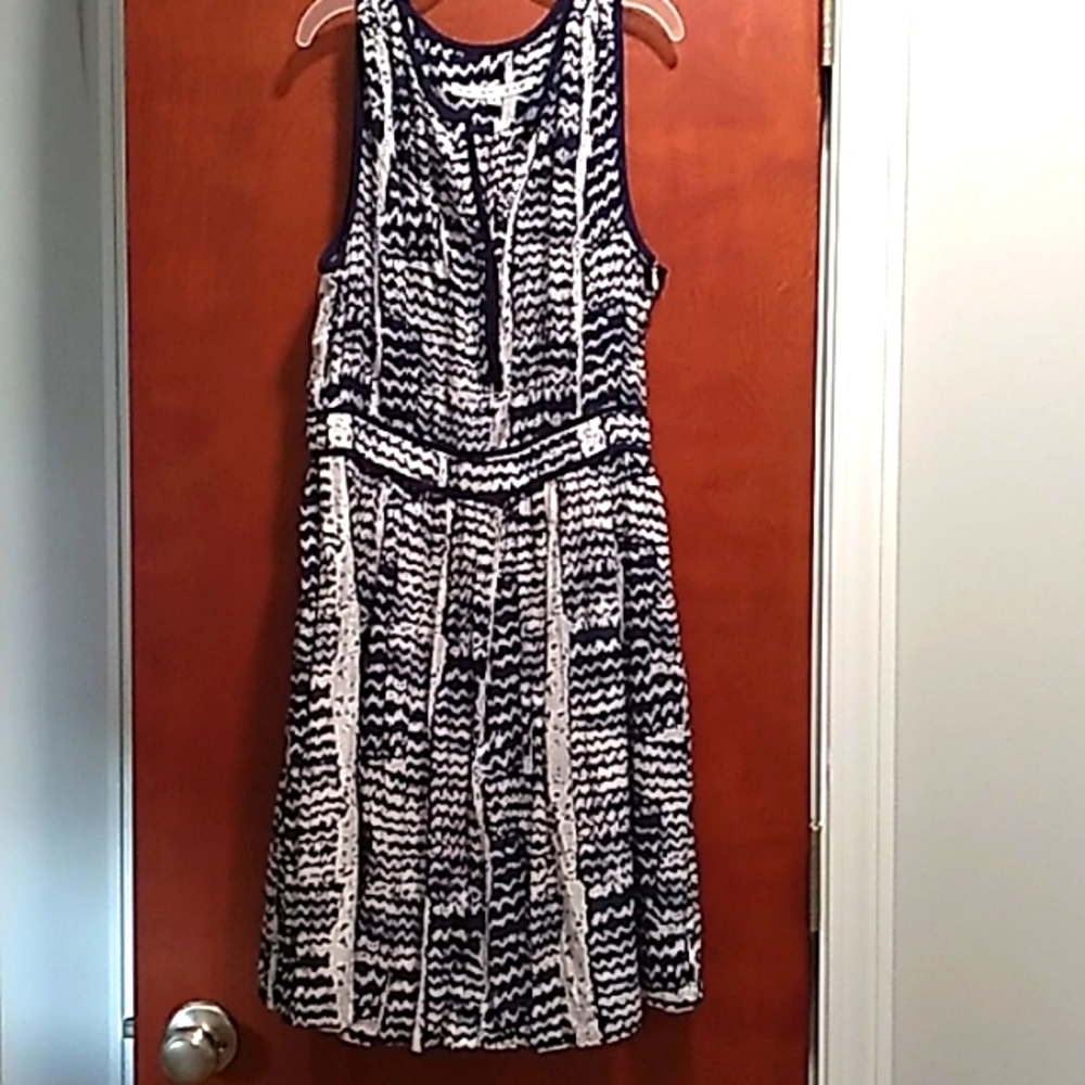 Made in CA USA.Designer Dress Trina Turk 6 65% Cotton 37 Silk 100 % Silk lining